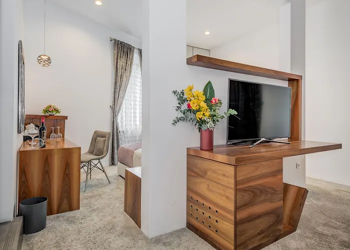 Starlight Luxury 4*