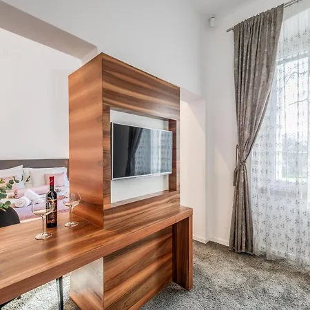 Bed & Breakfast Starlight Luxury 4*