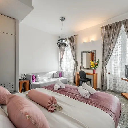 Starlight Luxury سبليت