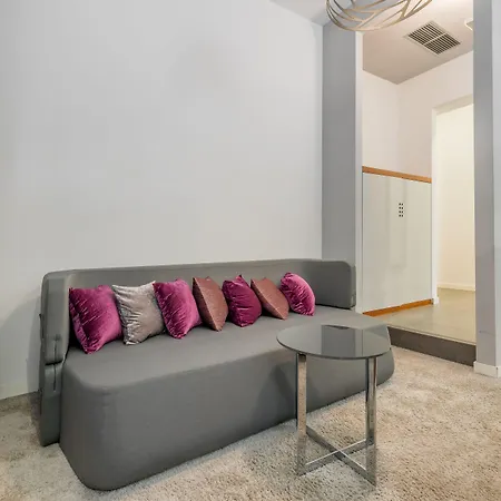 Starlight Luxury فندق مبيت وإفطار 4*