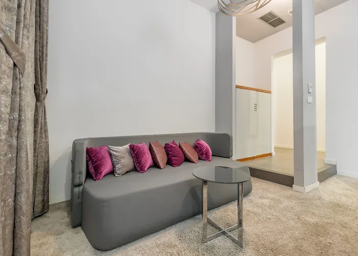 Starlight Luxury Bed & Breakfast 4*