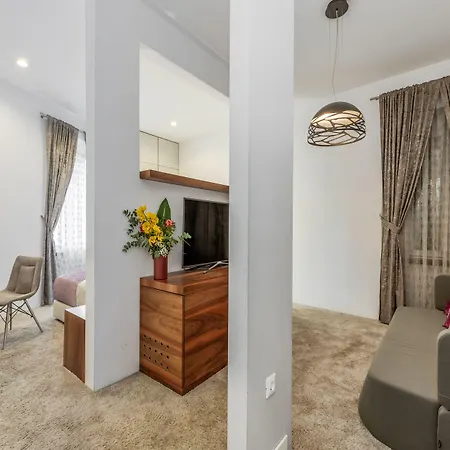 B&B Starlight Luxury 스플리트