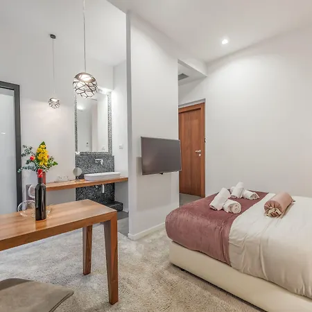 Starlight Luxury 4* 스플리트