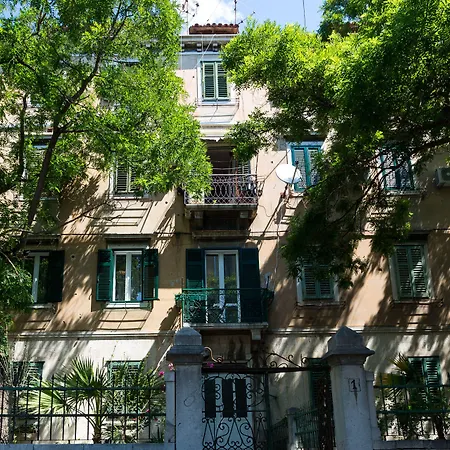 Bed & Breakfast Starlight Luxury 4*