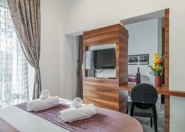 Bed and Breakfast Starlight Luxury Σπλιτ