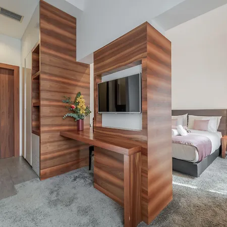 Bed & Breakfast Starlight Luxury Suites