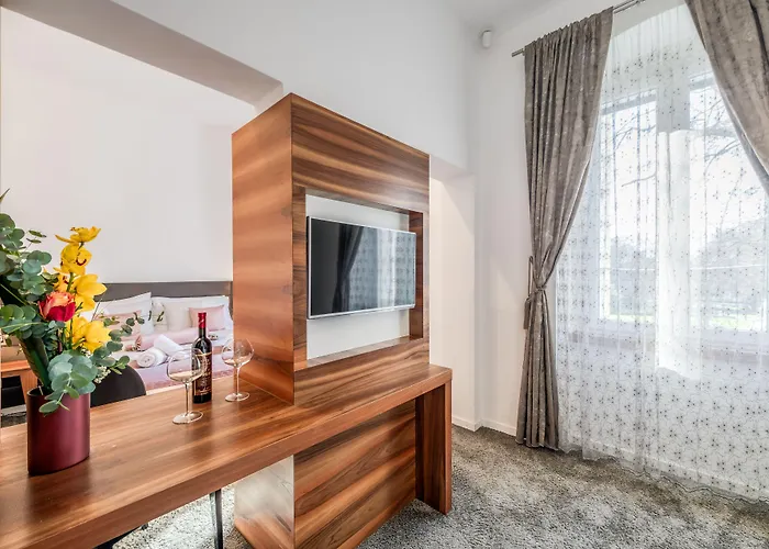 Starlight Luxury 4*